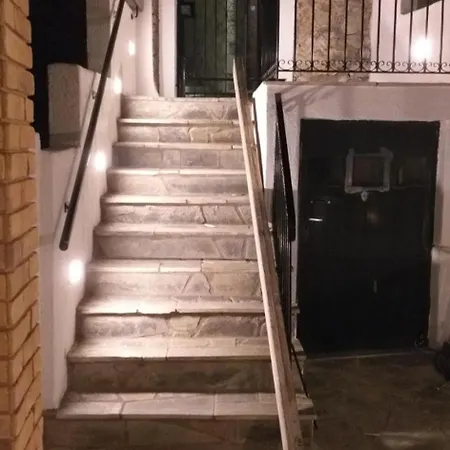 Ilias Apartman Aráhova